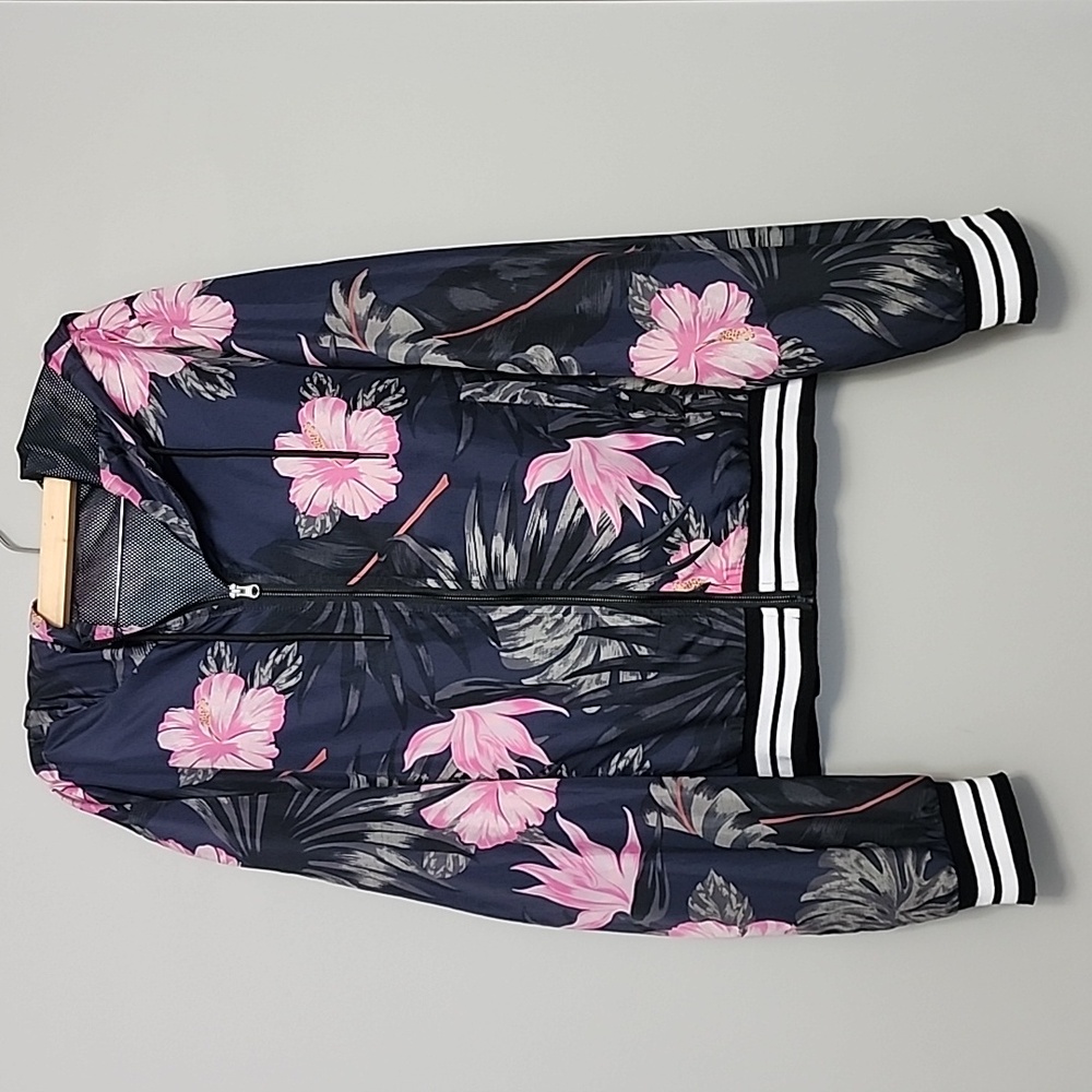 Hurley windbreaker jacket size Large